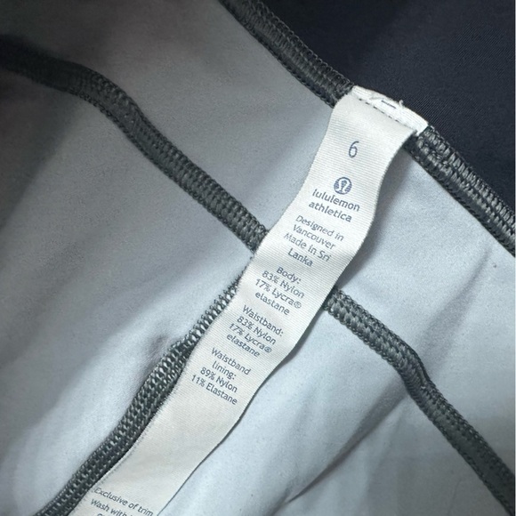 Lululemon Leggings Run the Day Crop Capri Workout Gym Size 6 Small - Picture 6 of 7